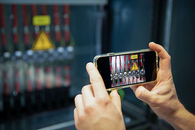 Photo 3: Visual PressSupport